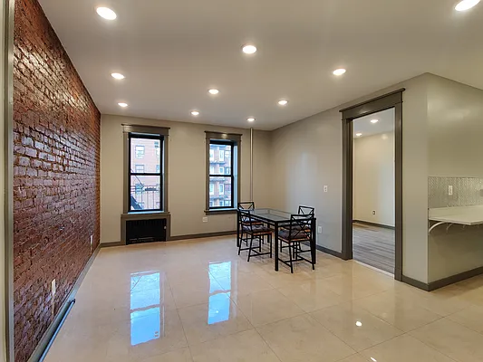 Rented by Signature Property Realty | media 24