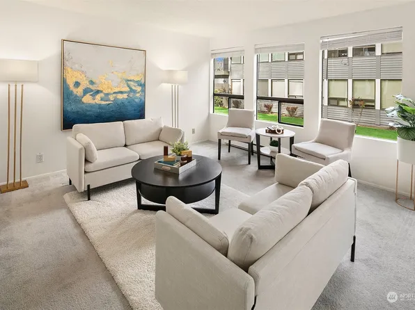 1608 149th Place SE #2, Bellevue, WA 98007