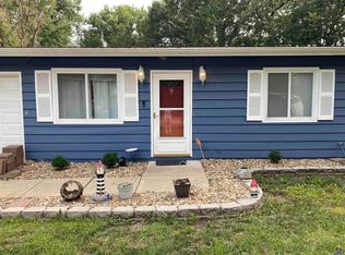 3725 SW 38th St, Topeka, KS 66610