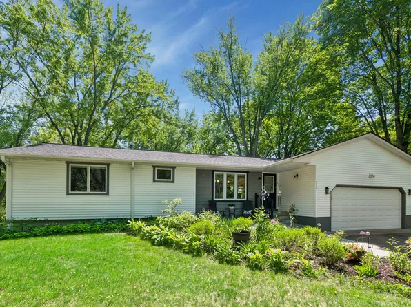 930 Dakota Ave, Long Lake, MN 55356