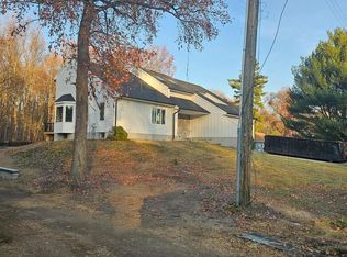 406 E Pittsfield St, Pennsville, NJ 08070