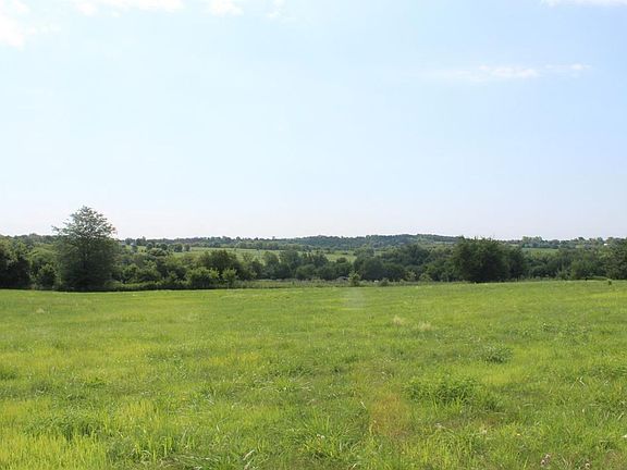 5th image of Waynes Trace Road
