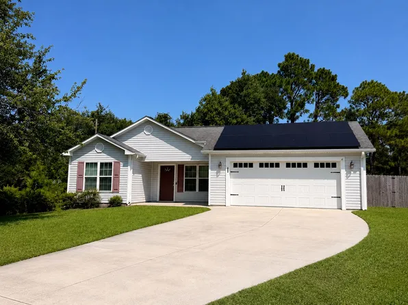 160 Copeland Ct, Hubert, NC 28539