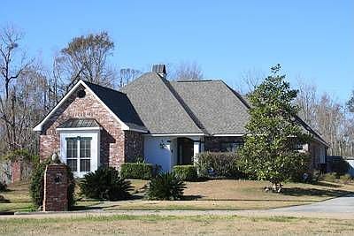 2nd image of 15305 Banyanwood Ave