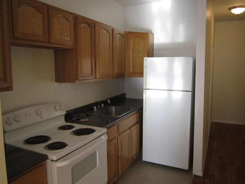 1st image of 2256 7th Ave APT 2S