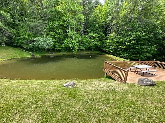 3rd image of 193 Ponderosa Ln
