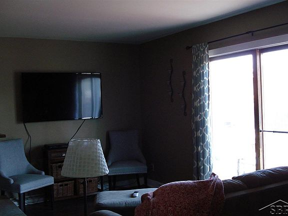 3rd image of 1650 Briarson Dr