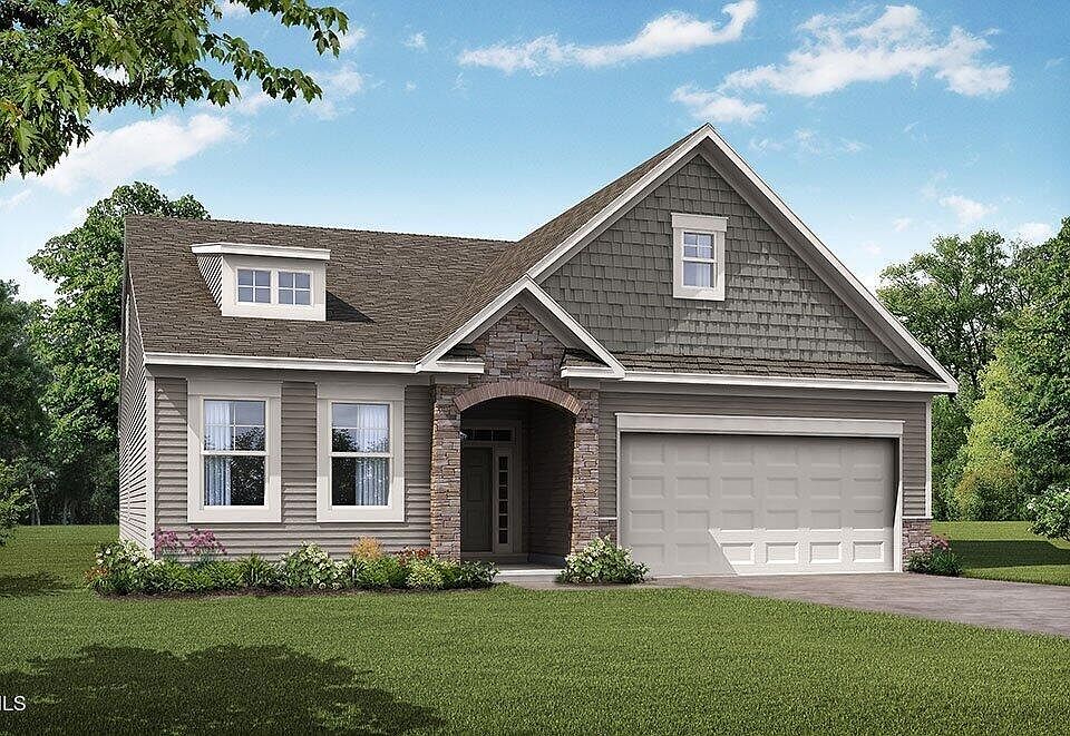 1st image of 190 Sawtooth Oak Ln