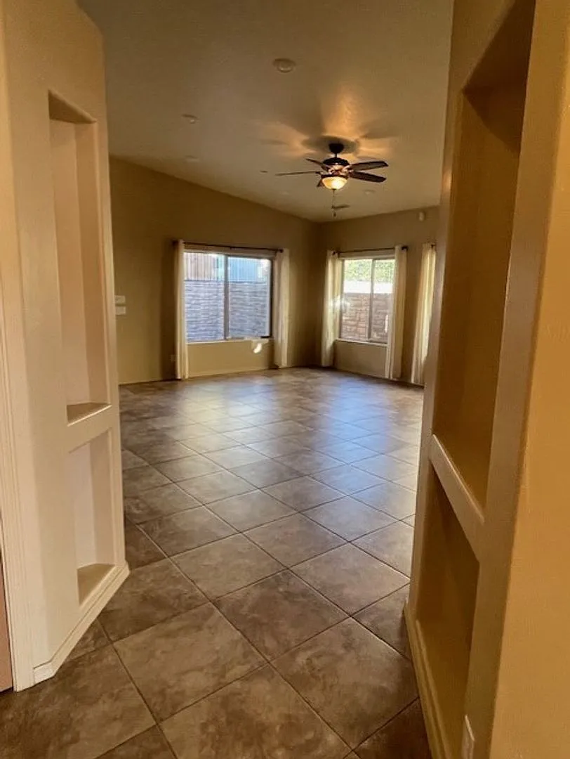 Occupied Do Not Disturb Tenant - 3 Bed 2 Bath in Grey Fox Ridge Contact Property Pros Property Ma... — Photo 4