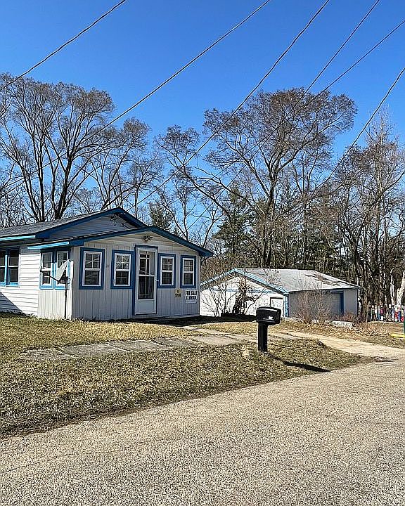 1st image of 305 Oneita St