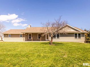 1648 County Road 600 Rd N, Congerville, IL 61729