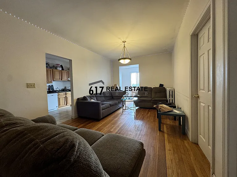37 Egremont Rd #5 — Photo 11