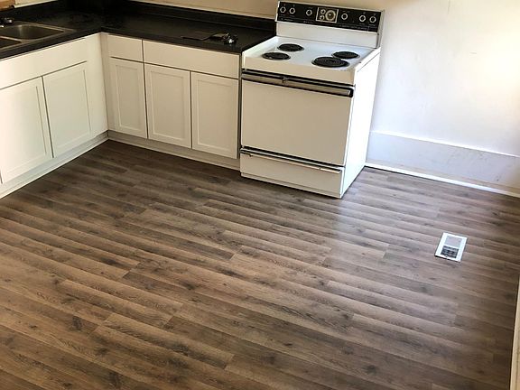 5th image of 814 Eureka St