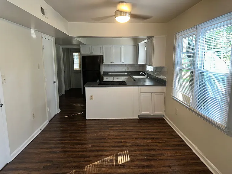 4307 Saxonbury Way — Photo 6