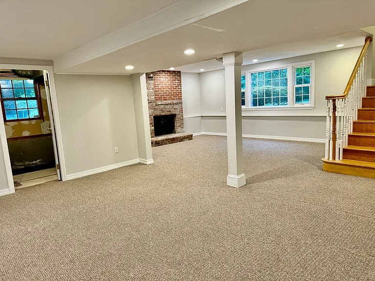 9 Brooks Rd — Photo 15