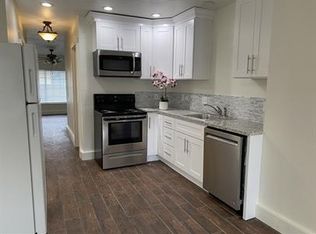 418 E Morris Ave #1, Modesto, CA 95354