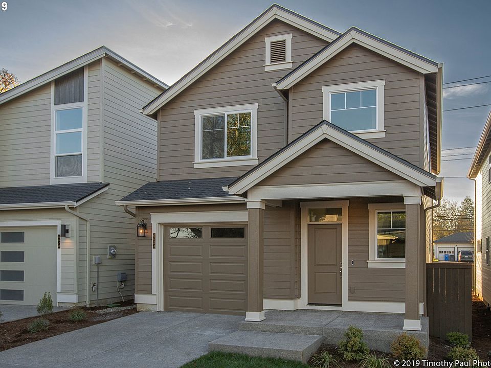 1st image of 6632 NE 72nd Pl