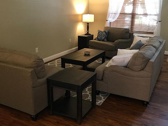 3rd image of 308 Quinton Oaks Cir