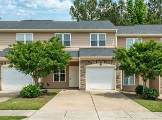 113 Beechleaf Ct, Clayton, NC 27520