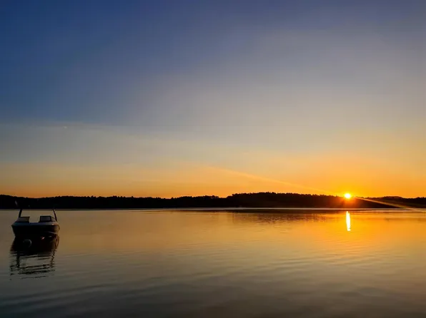 (undisclosed Address), Naples, ME 04055