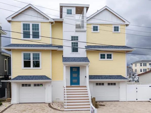 7 Anne Ln, Manahawkin, NJ 08050