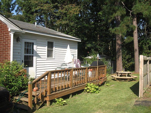 2nd image of 1424 W Circle Dr