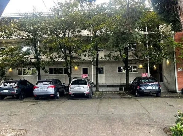 2703 Boylston Ave E APT 302, Seattle, WA 98102