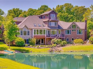 1803 Whisper Bluff Trl, Hinckley, OH 44233