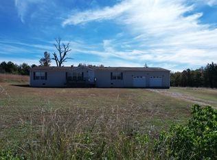 1445 Kilgore Bridge Rd, Woodruff, SC 29388