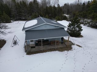 11128 County Road 422 Rd, Rapid River, MI 49878
