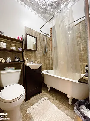 Rented by Brown Harris Stevens | media 47