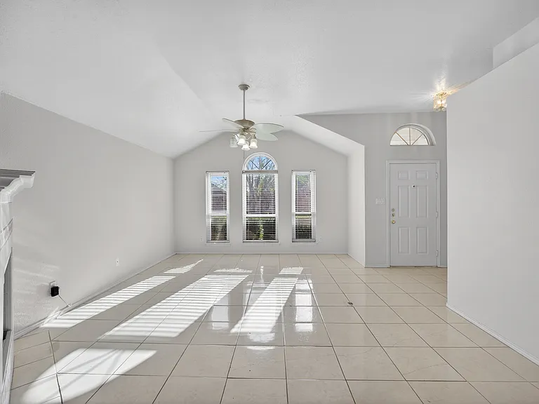 7016 Snowivy Ct — Photo 7