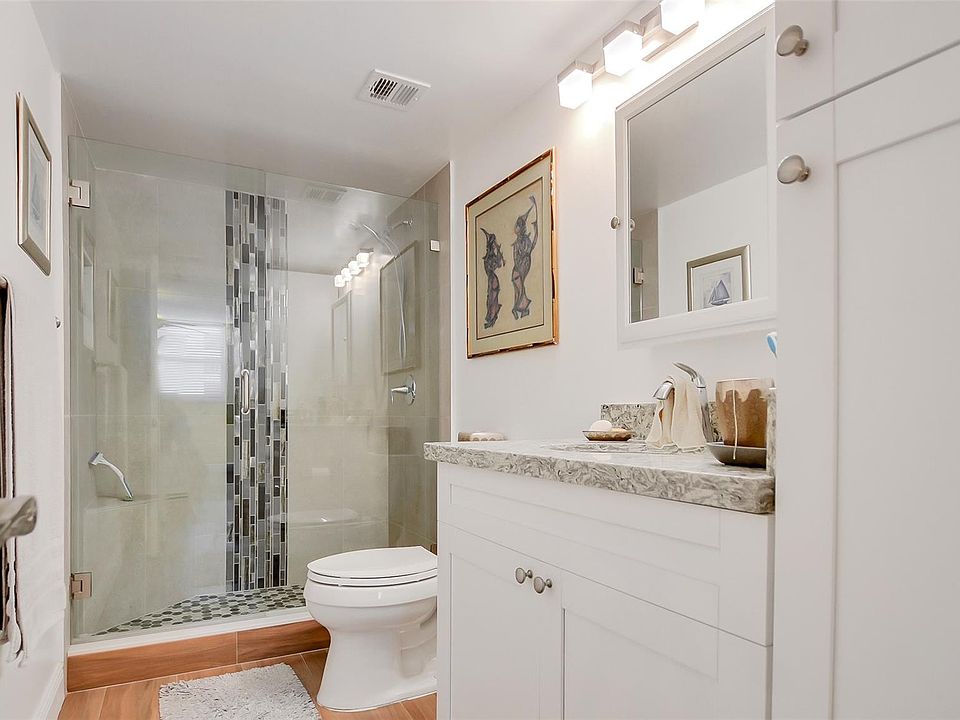 1st image of 1505 N Riverside Drive #503