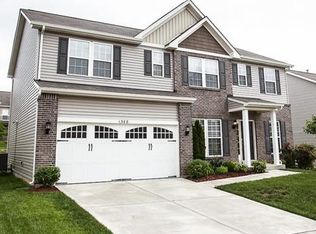 1388 Bridgeport Ter, Saint Charles, MO 63303
