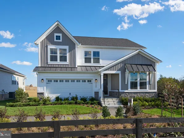 5013 Gray Fox Dr, Bealeton, VA 22712