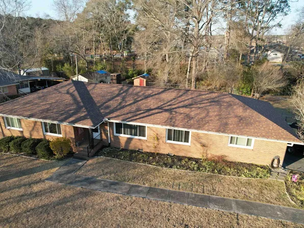 2307 Brookside Dr, Newberry, SC 29108