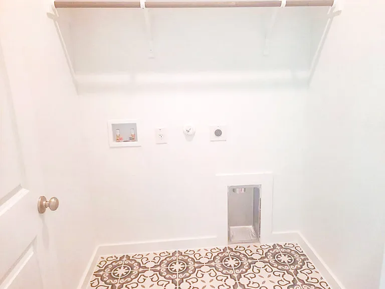 346 Garner Dr — Photo 21