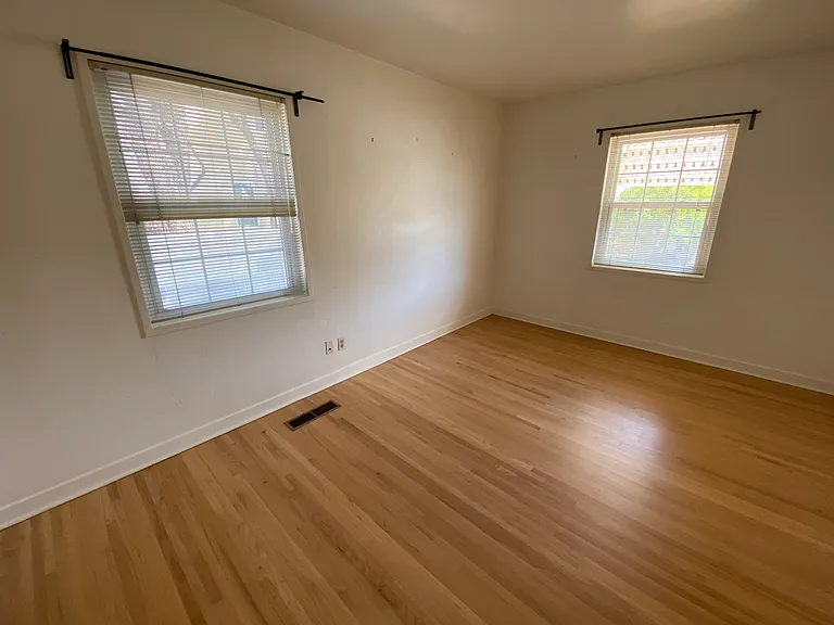 1509 Vista Larga Ct NE — Photo 29
