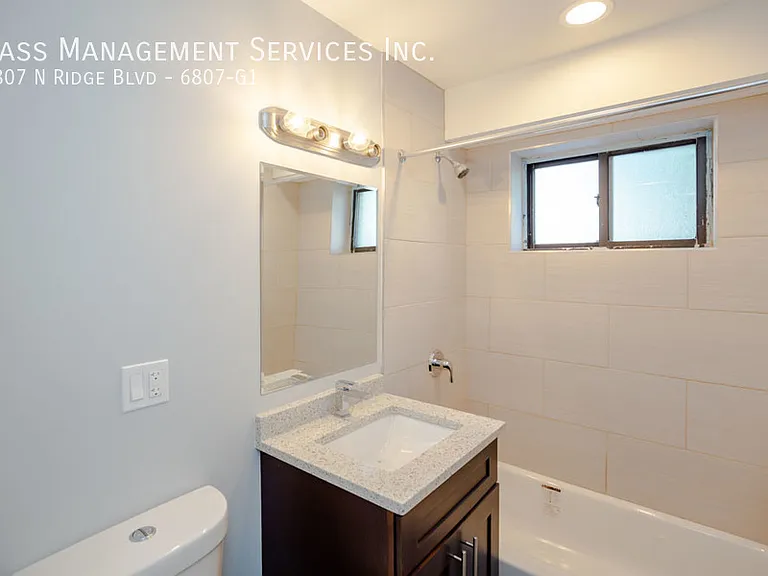 6801-09 N Ridge Blvd — Photo 55