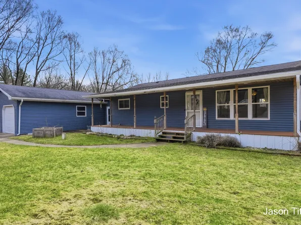 411 Hill St, Ionia, MI 48846