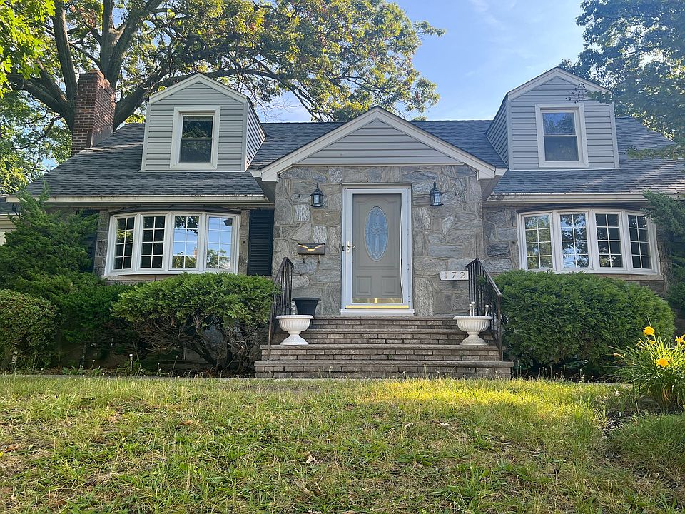 1st image of 172 Columbia Ave