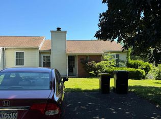 3212 Ellington Ct, Bensalem, PA 19020