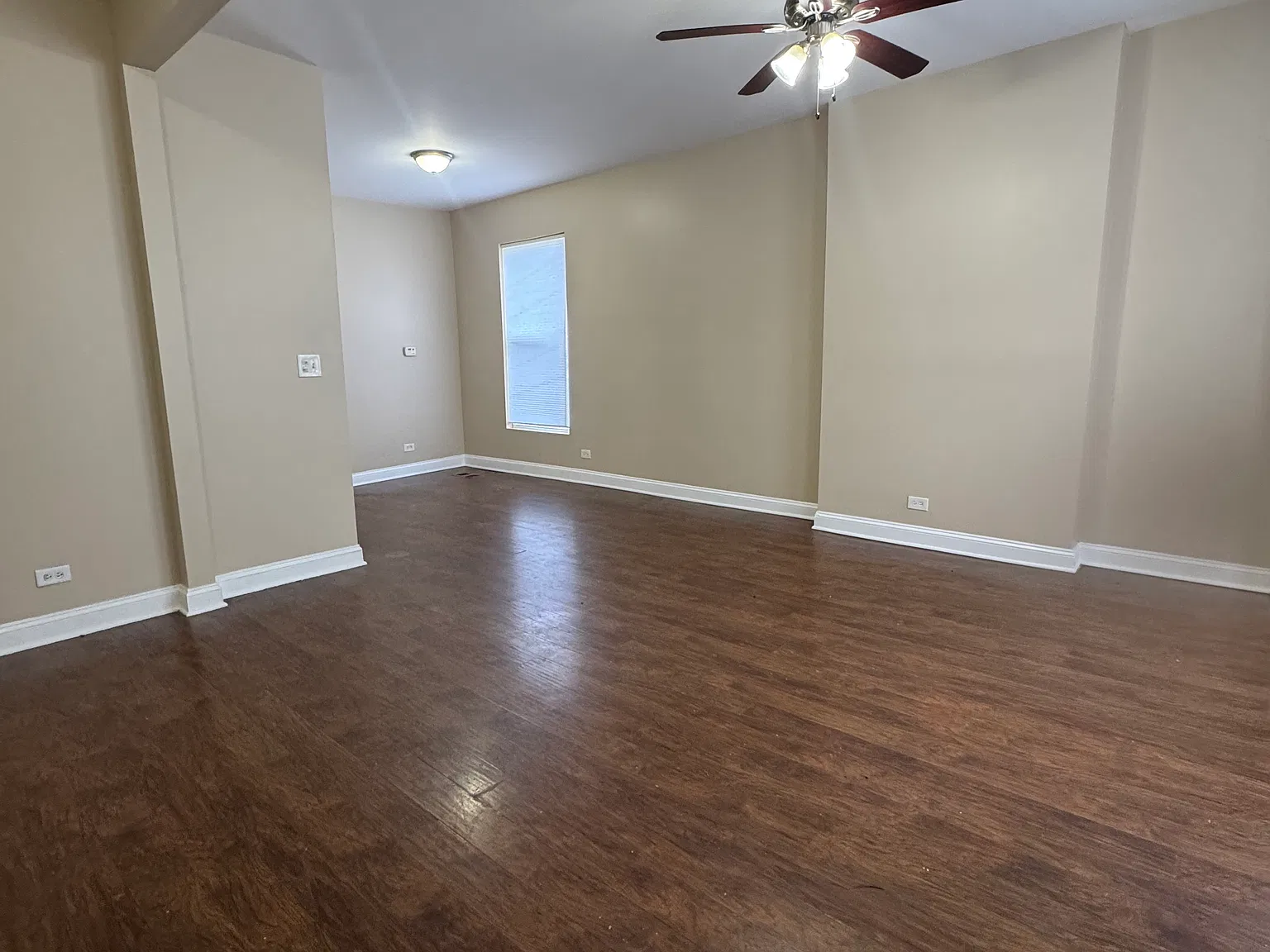 4 bed, 1200 sqft, $2,000 — Photo 1