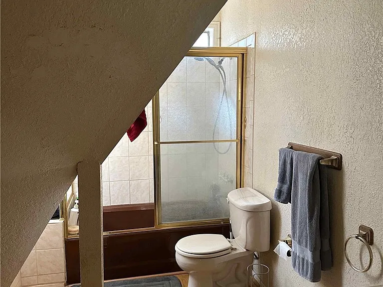 600 Summit Blvd #A — Photo 24