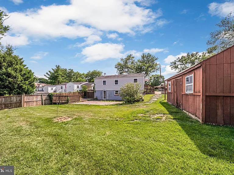7411 Tillman Dr — Photo 49