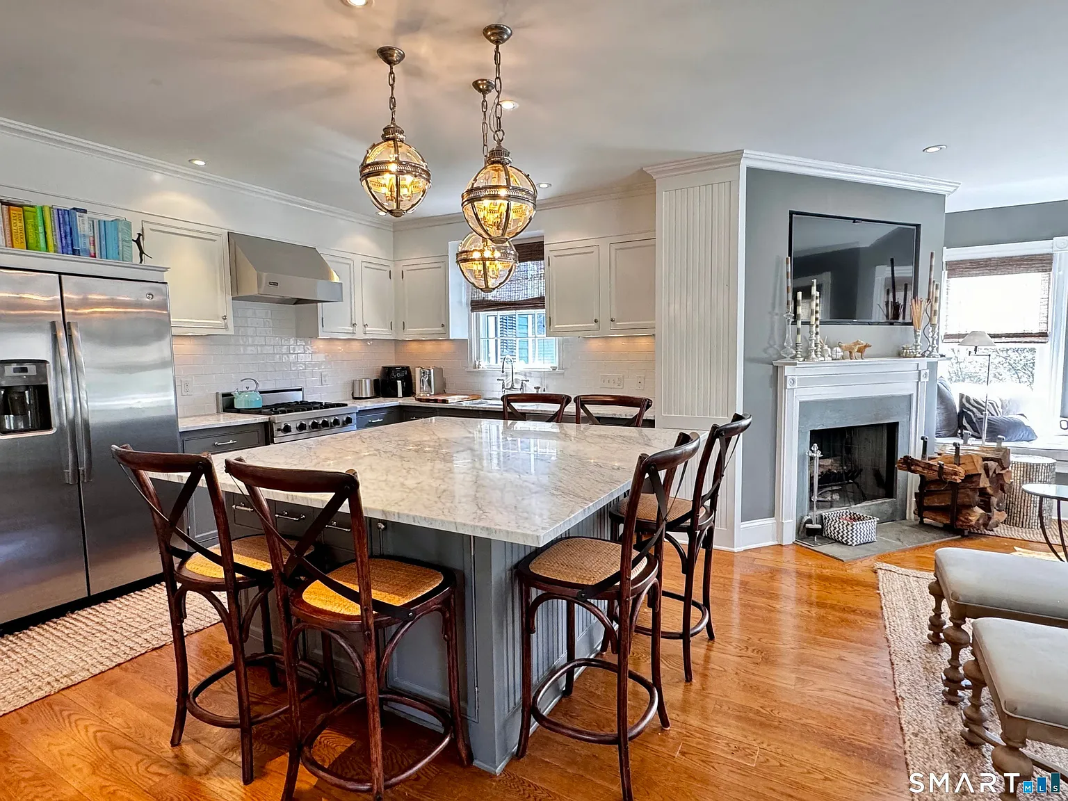 3 bed, 2.5 bath, 2579 sqft, $15,000 — Photo 3