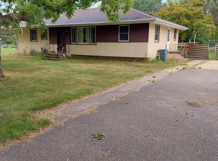 2053 229th Ave NE, East Bethel, MN 55005