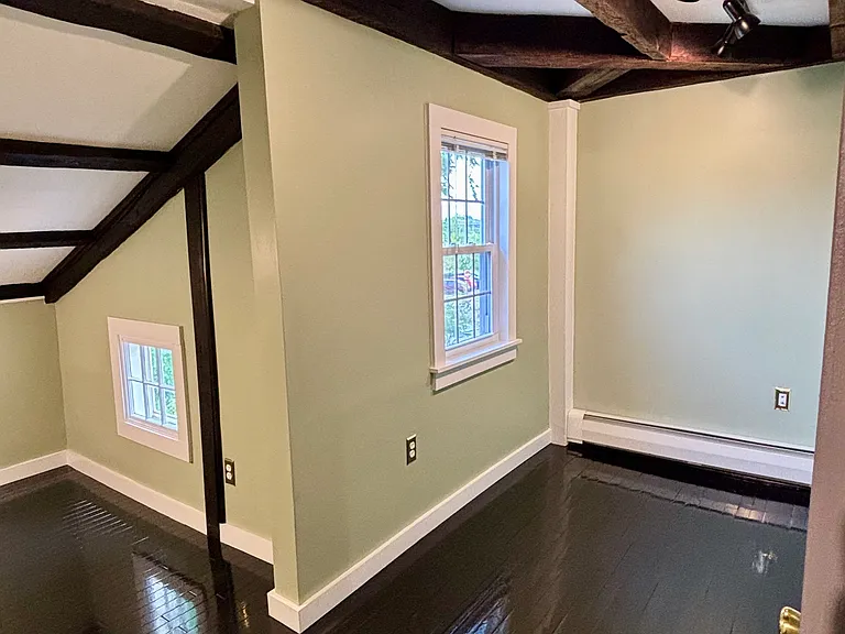 11-13 Elm St #11 — Photo 16