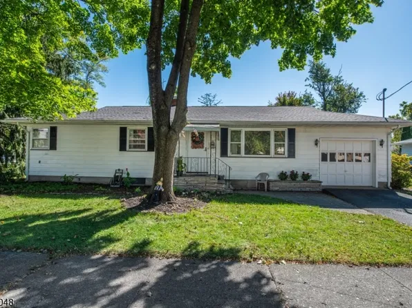 104 OAK STREET, Dover Town, NJ 07801