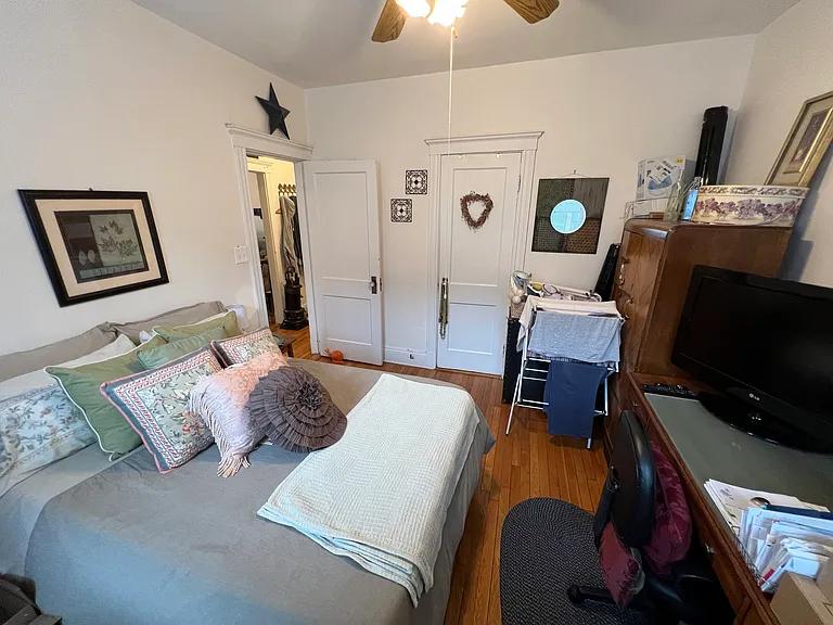 80 Sutherland Rd — Photo 13